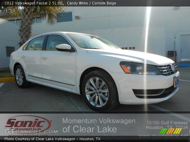 2012 Volkswagen Passat 2.5L SEL in Candy White