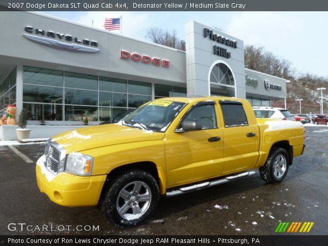 2007 Dodge Dakota SLT Quad Cab 4x4 in Detonator Yellow