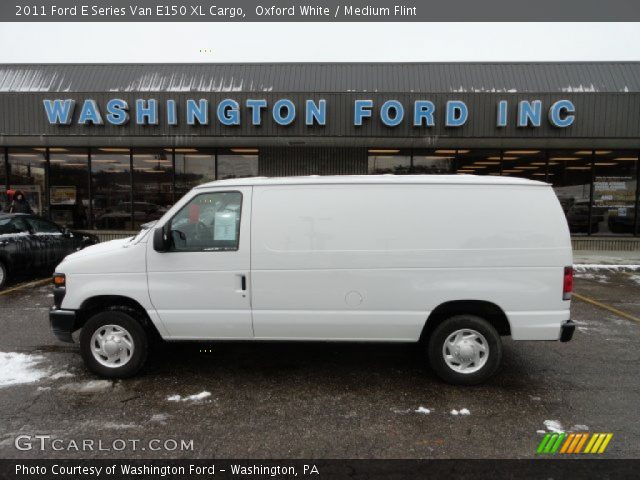 2011 Ford E Series Van E150 XL Cargo in Oxford White
