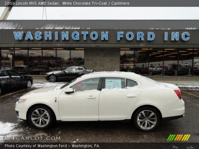 2009 Lincoln MKS AWD Sedan in White Chocolate Tri-Coat