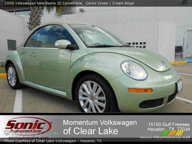 2008 Volkswagen New Beetle SE Convertible in Gecko Green