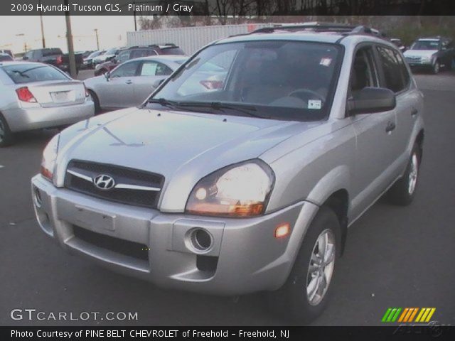 2009 Hyundai Tucson GLS in Platinum