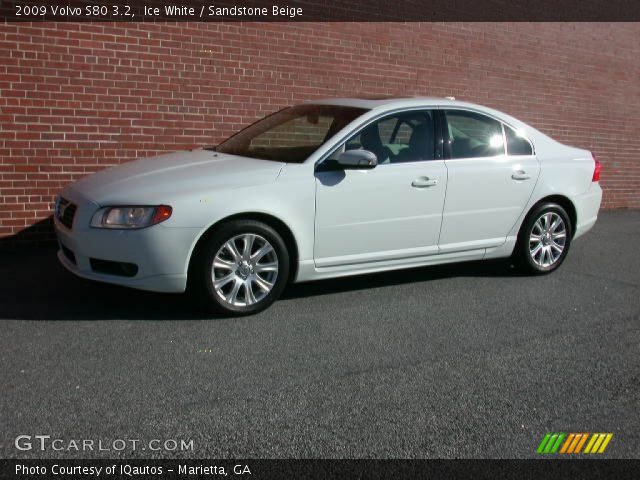 2009 Volvo S80 3.2 in Ice White