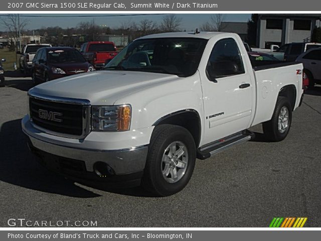 2007 GMC Sierra 1500 SLE Regular Cab in Summit White