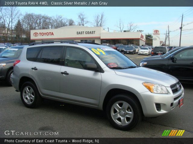 2009 Toyota RAV4 4WD in Classic Silver Metallic