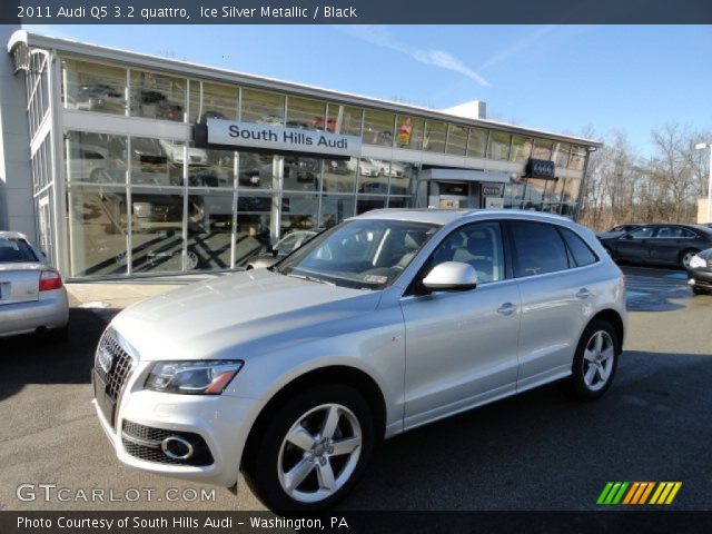 2011 Audi Q5 3.2 quattro in Ice Silver Metallic