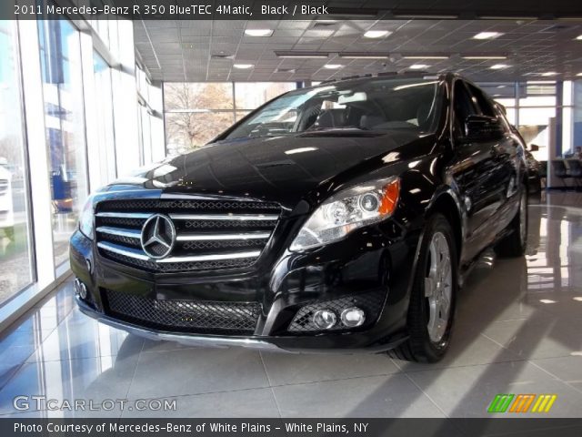 2011 Mercedes-Benz R 350 BlueTEC 4Matic in Black