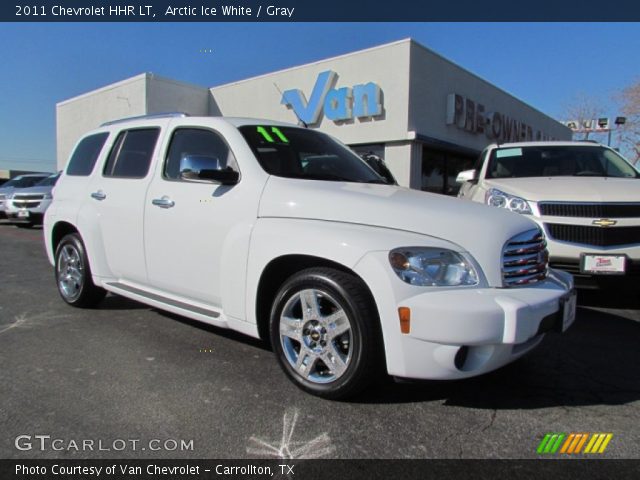 2011 Chevrolet HHR LT in Arctic Ice White