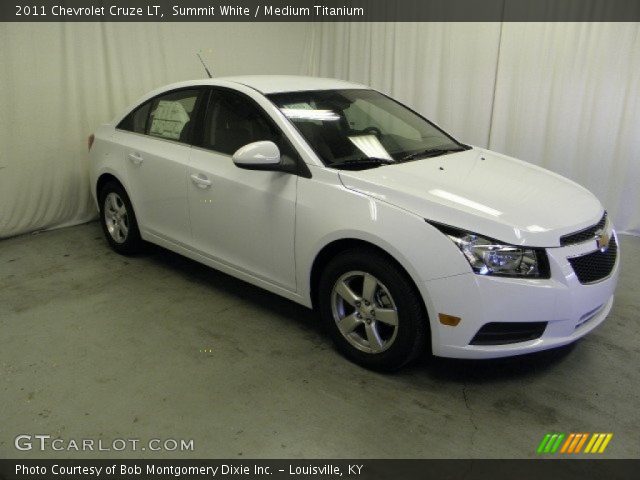 2011 Chevrolet Cruze LT in Summit White
