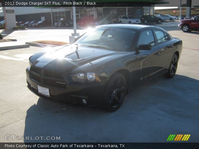 2012 Dodge Charger SXT Plus in Pitch Black