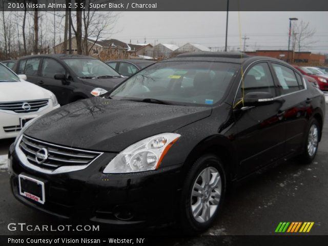 2010 Nissan Altima 2.5 S in Super Black