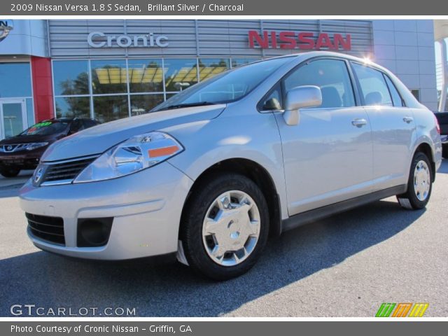 2009 Nissan Versa 1.8 S Sedan in Brillant Silver