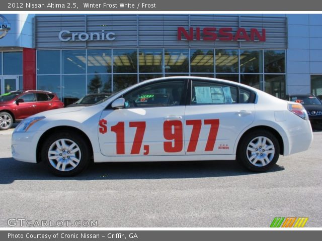 2012 Nissan Altima 2.5 in Winter Frost White