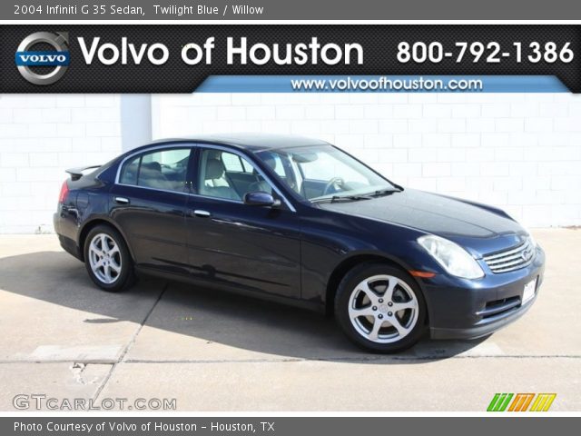 2004 Infiniti G 35 Sedan in Twilight Blue