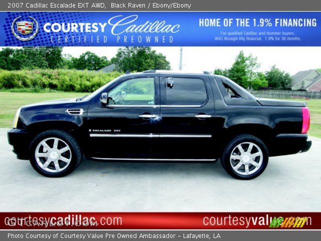 2007 Cadillac Escalade EXT AWD in Black Raven