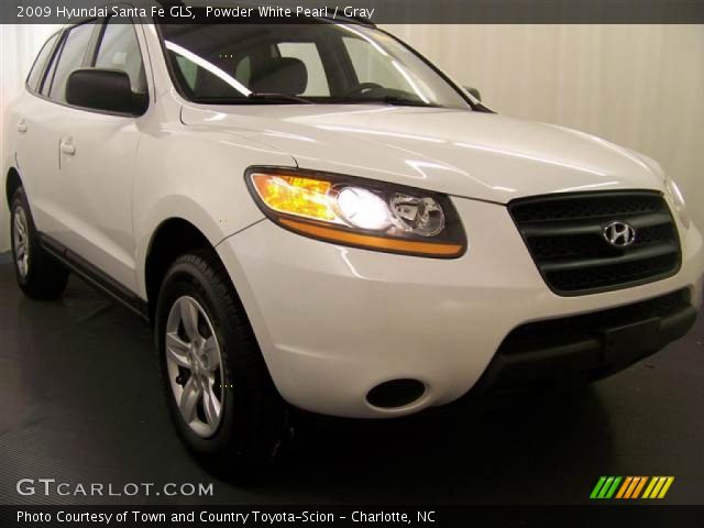 2009 Hyundai Santa Fe GLS in Powder White Pearl