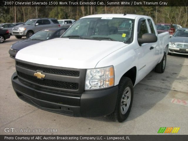 2007 Chevrolet Silverado 1500 Work Truck Extended Cab in Summit White