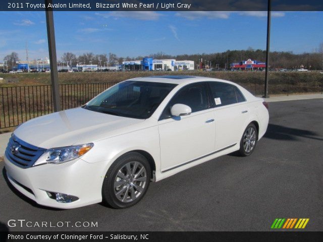 2011 Toyota Avalon Limited in Blizzard White Pearl