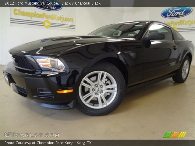 2012 Ford Mustang V6 Coupe in Black