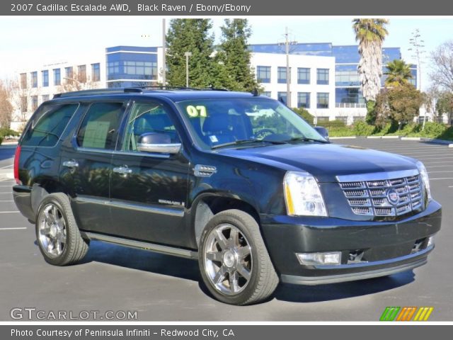 2007 Cadillac Escalade AWD in Black Raven