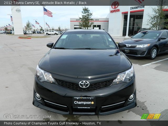 2012 Toyota Camry SE in Attitude Black Metallic