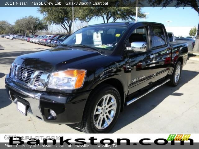 2011 Nissan Titan SL Crew Cab in Galaxy Black