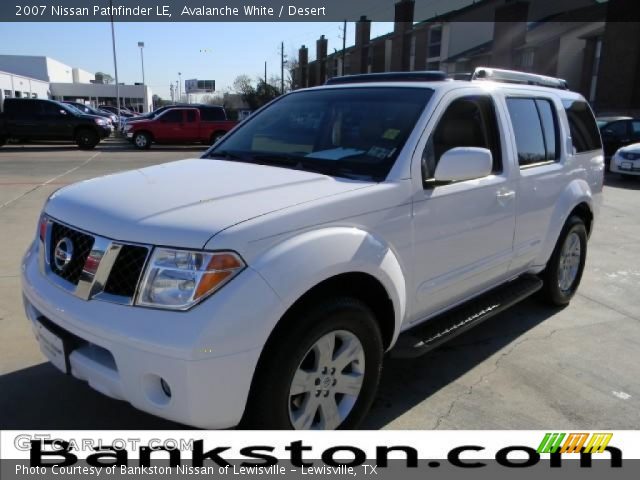 White nissan pathfinder 2007 #3