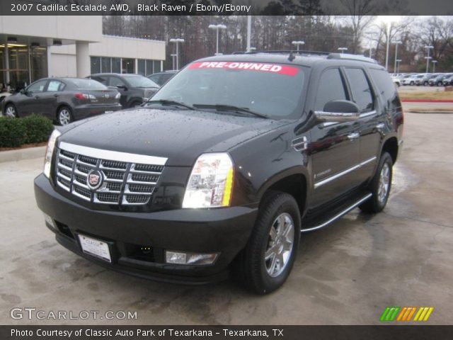 2007 Cadillac Escalade AWD in Black Raven