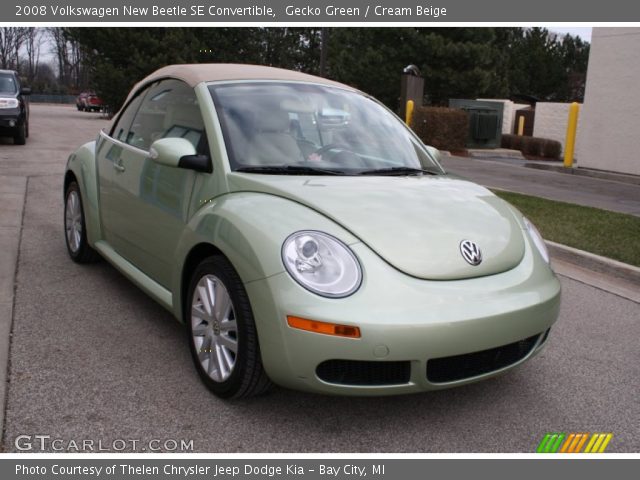 2008 Volkswagen New Beetle SE Convertible in Gecko Green