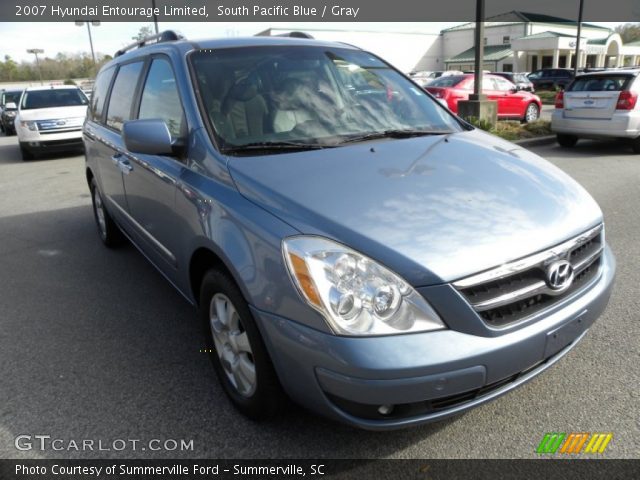 2007 Hyundai Entourage Limited in South Pacific Blue