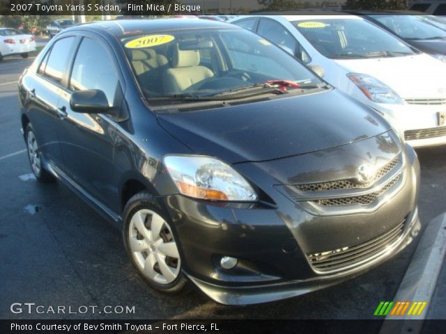 2007 Toyota Yaris S Sedan in Flint Mica