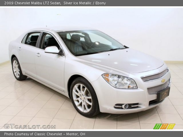 2009 Chevrolet Malibu LTZ Sedan in Silver Ice Metallic
