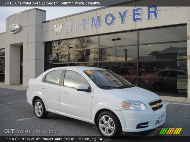 2011 Chevrolet Aveo LT Sedan in Summit White
