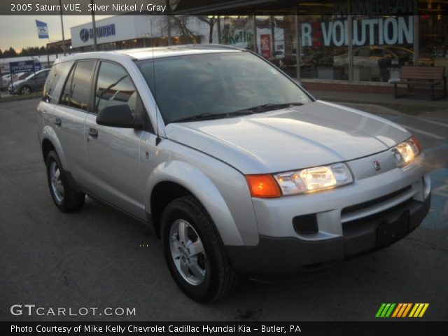 2005 Saturn VUE  in Silver Nickel