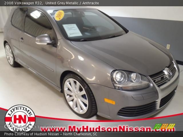 2008 Volkswagen R32  in United Grey Metallic