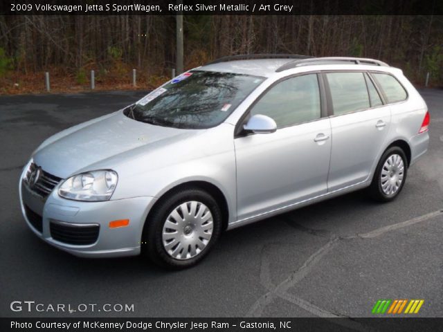 2009 Volkswagen Jetta S SportWagen in Reflex Silver Metallic