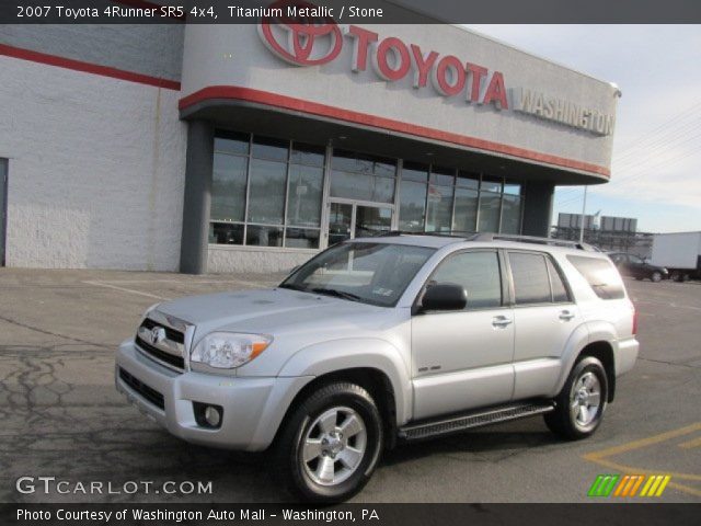 2007 Toyota 4Runner SR5 4x4 in Titanium Metallic