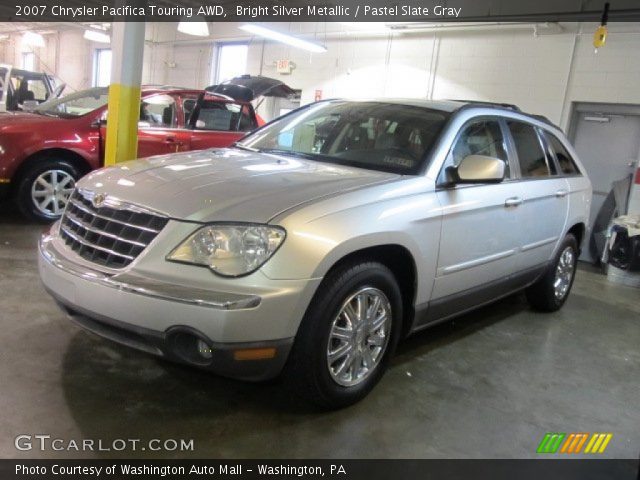 2007 Chrysler Pacifica Touring AWD in Bright Silver Metallic