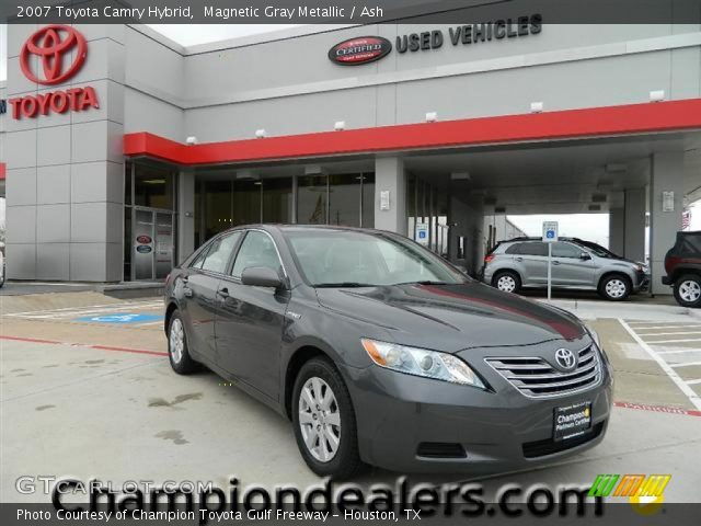 2007 Toyota Camry Hybrid in Magnetic Gray Metallic