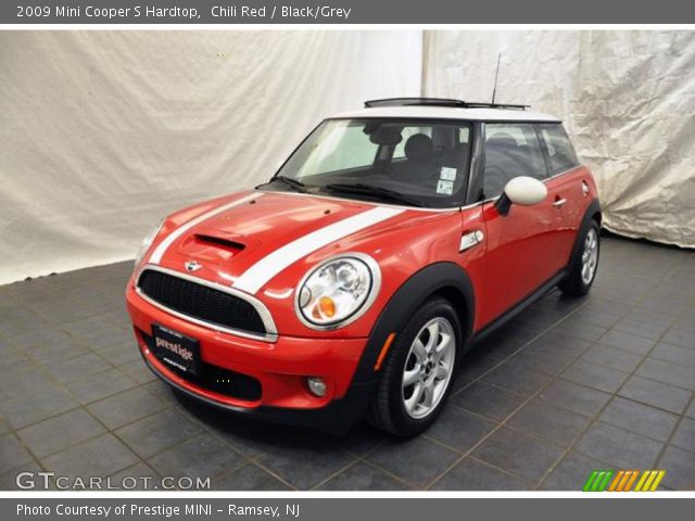 2009 Mini Cooper S Hardtop in Chili Red