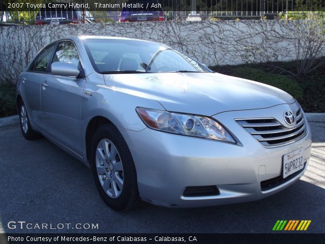 2007 Toyota Camry Hybrid in Titanium Metallic