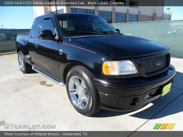 2000 Ford F150 Harley Davidson Extended Cab in Black