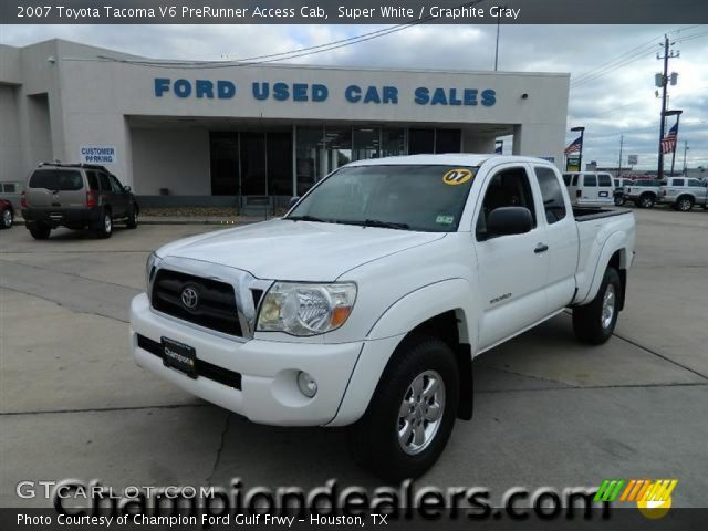 2007 Toyota Tacoma V6 PreRunner Access Cab in Super White
