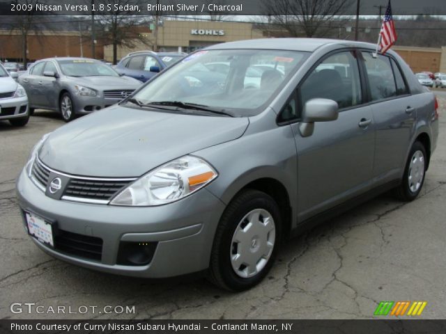 2009 Nissan Versa 1.8 S Sedan in Brillant Silver