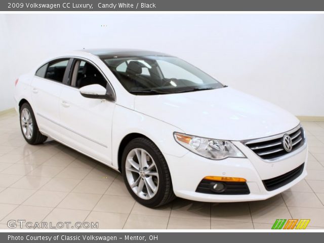 2009 Volkswagen CC Luxury in Candy White
