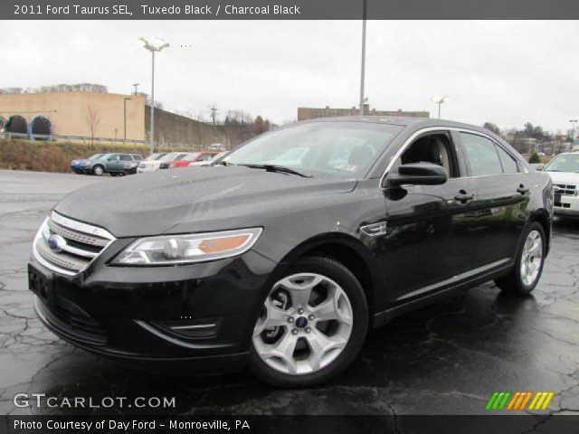 2011 Ford Taurus SEL in Tuxedo Black