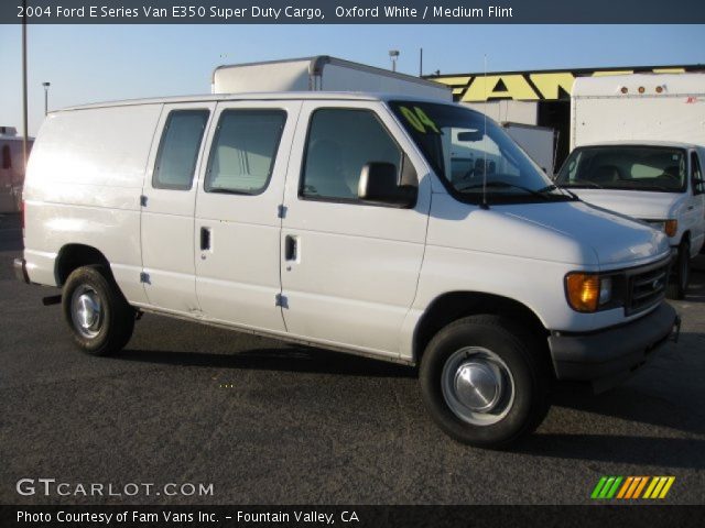 2004 Ford E Series Van E350 Super Duty Cargo in Oxford White