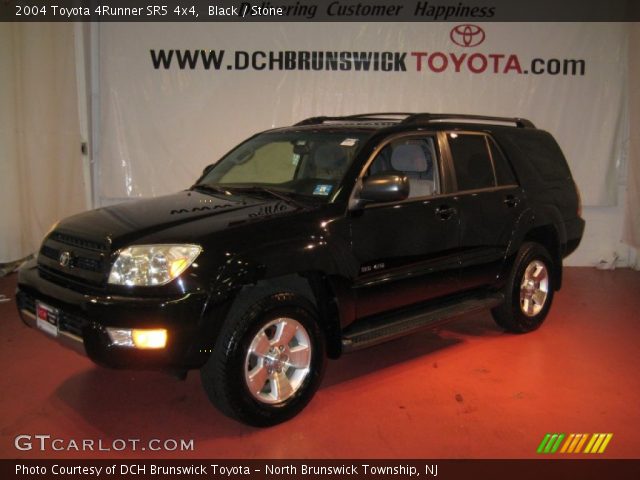 2004 Toyota 4Runner SR5 4x4 in Black