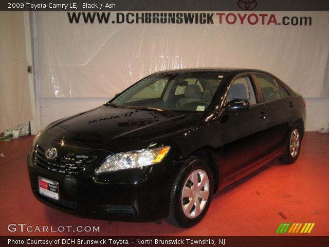 2009 Toyota Camry LE in Black