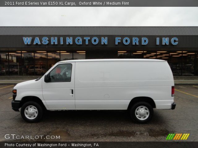 2011 Ford E Series Van E150 XL Cargo in Oxford White